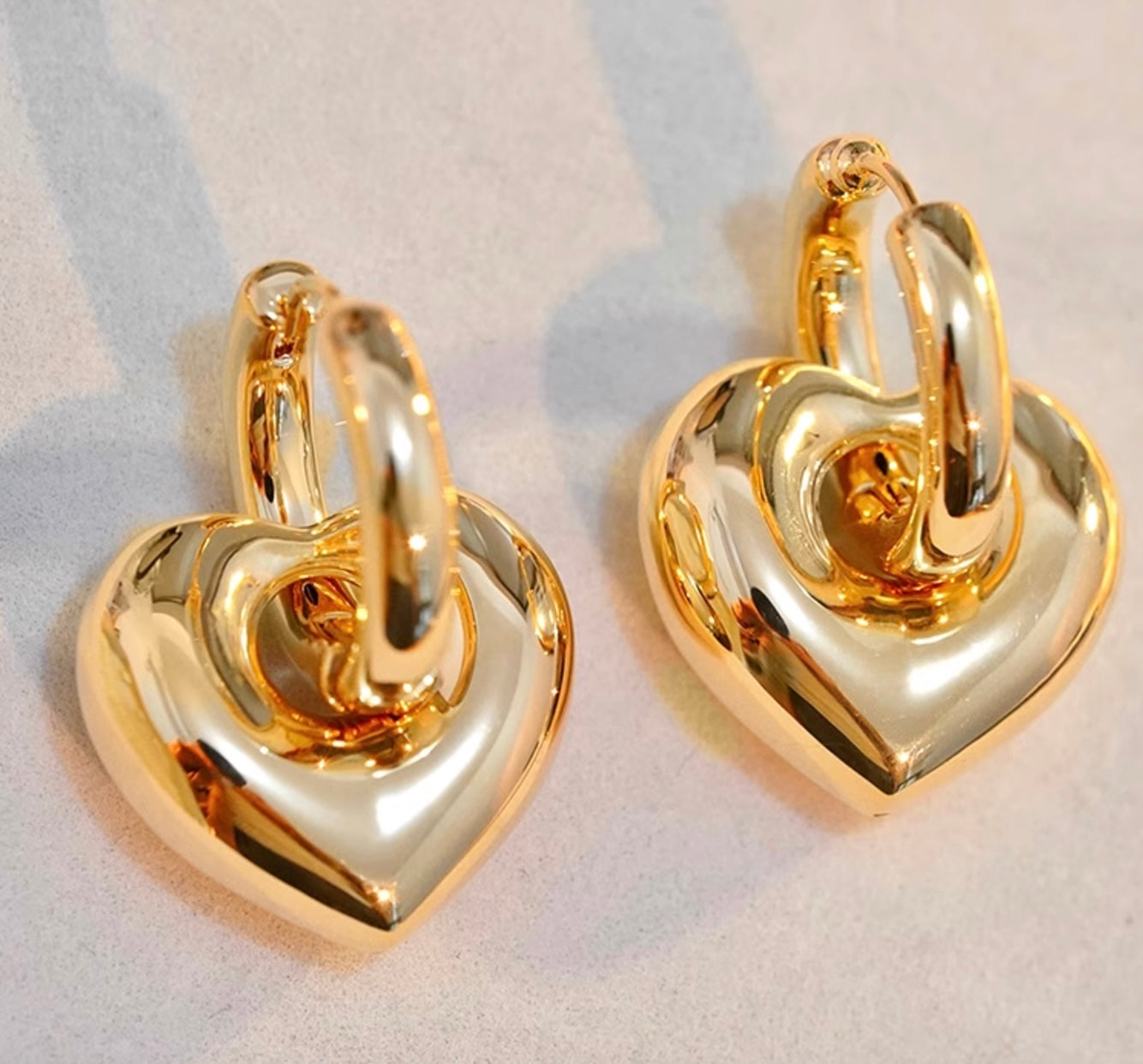 K18YG イエローゴールド 18K ピアス フープピアス リングピアス 2way イタリアンジュエリー 大ぶり ハート ハート型 ハートモチーフ 中空 チャーム