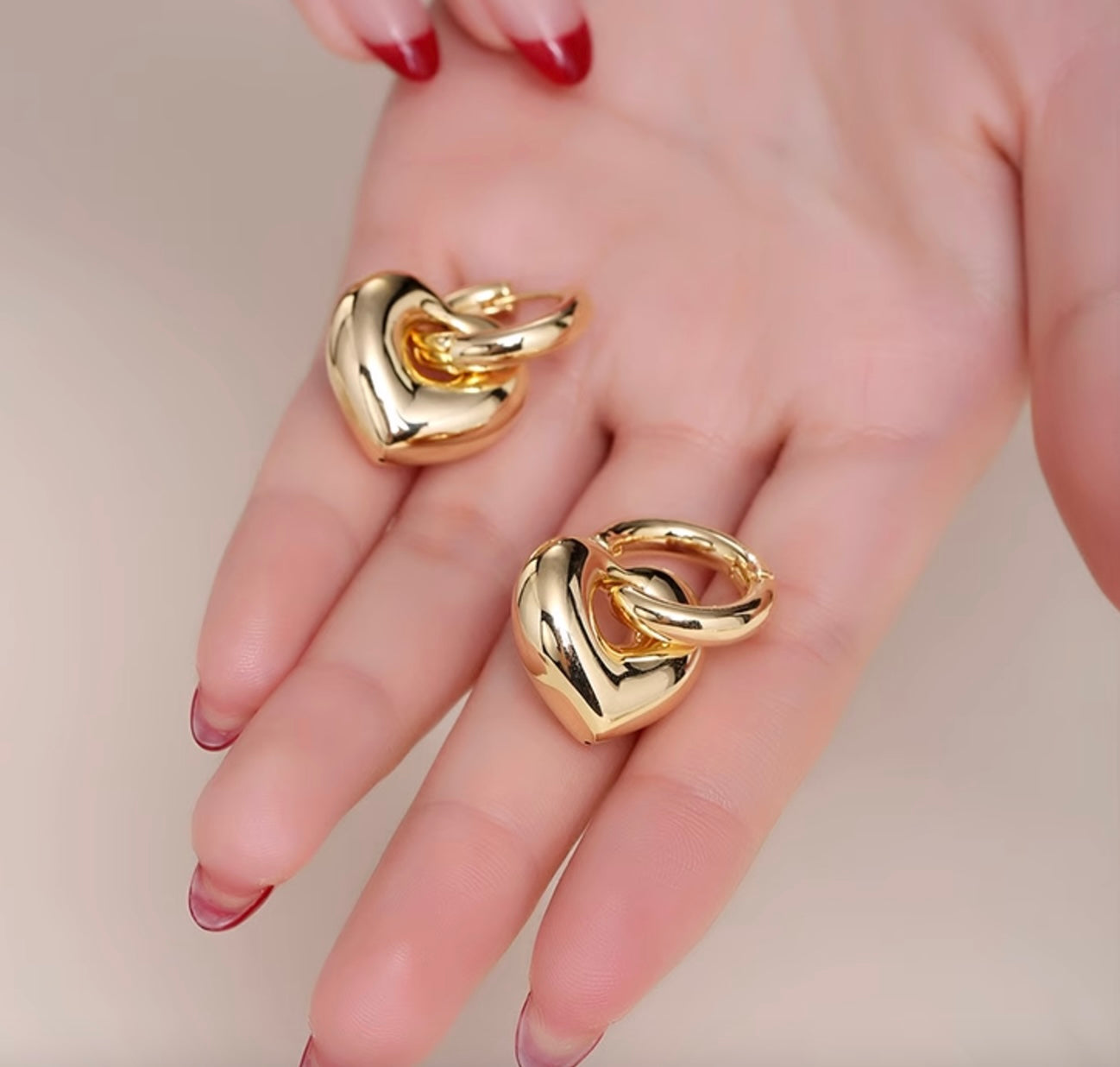 K18YG イエローゴールド 18K ピアス フープピアス リングピアス 2way イタリアンジュエリー 大ぶり ハート ハート型 ハートモチーフ 中空 チャーム