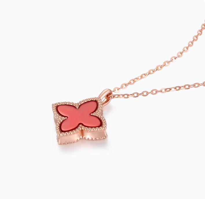 K18PG ペンダントトップ レッドカーネリアン 18K PG ピンクゴールド クローバー 四ツ葉 花 ネックレス チャーム ペンダント カーネリアン
