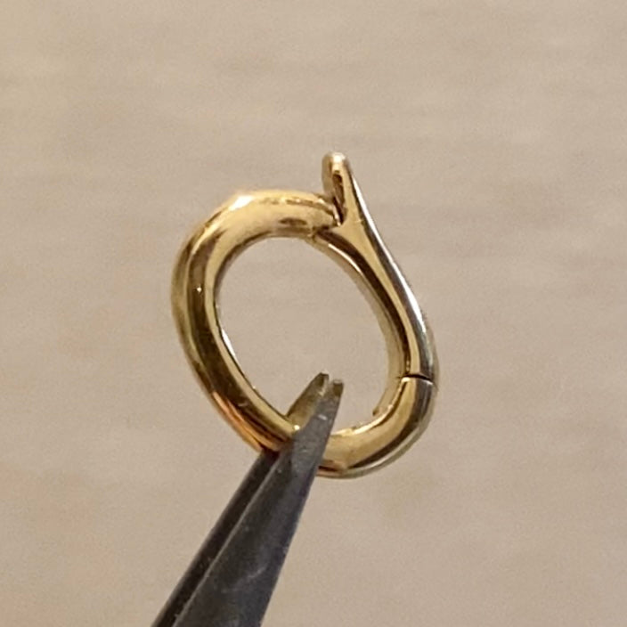 K18YG WG クリッカー パーツ オーバル バチカン チャーム 18K クラスプ 開閉 コマ ワンタッチ 繋ぎ イエローゴールド K18WG ホワイトゴールド