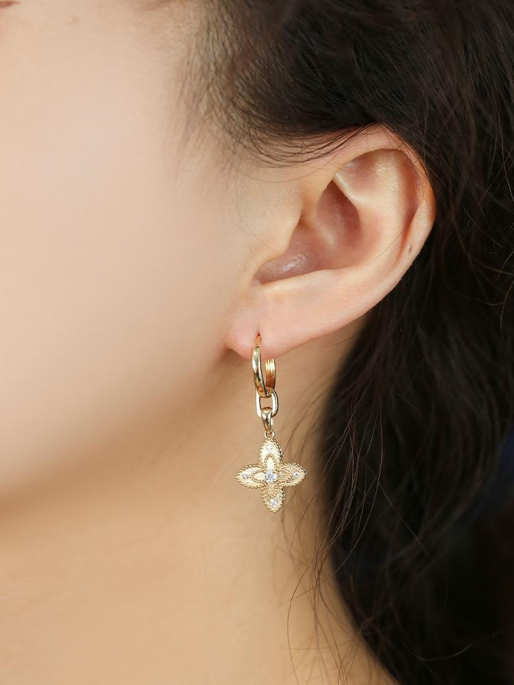 K18WG K18YG クリッカー パーツ オーバル バチカン チャーム ネックレスパーツ ジュエリーパーツ チャームの繋ぎ トップの繋ぎ 18K イエローゴールド ホワイトゴールド