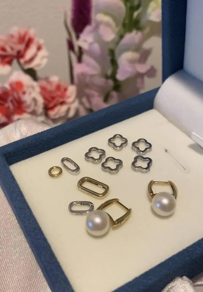 K18YG WG クローバー 四ツ葉 18K イエローゴールド 18金 チャーム ネックレスパーツ チェーンパーツ ペンダントパーツ コマ パーツ